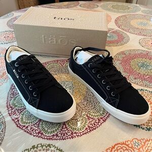 Taos Footwear Plim Soul Black Sneakers